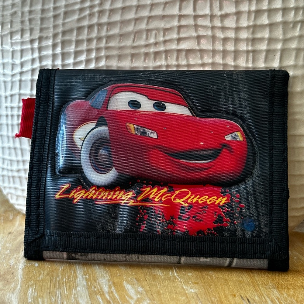 Vintage Disney Pixar Cars Lightning McQueen Tri-Fold Wallet